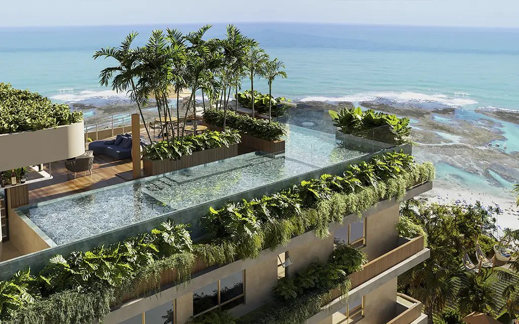 Piscina com vidro panorâmico à beira-mar Gloria del Mare