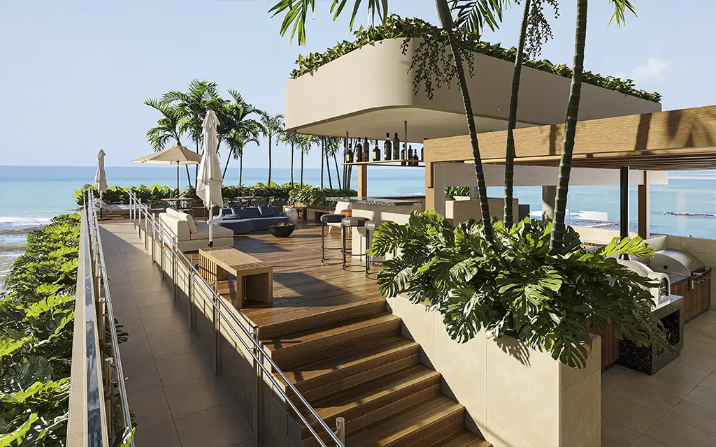 Rooftop com deck de madeira Gloria del Mare